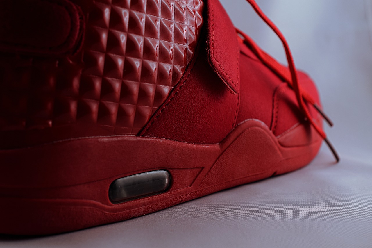 Nike最新款休閑鞋，時(shí)尚與舒適的完美融合