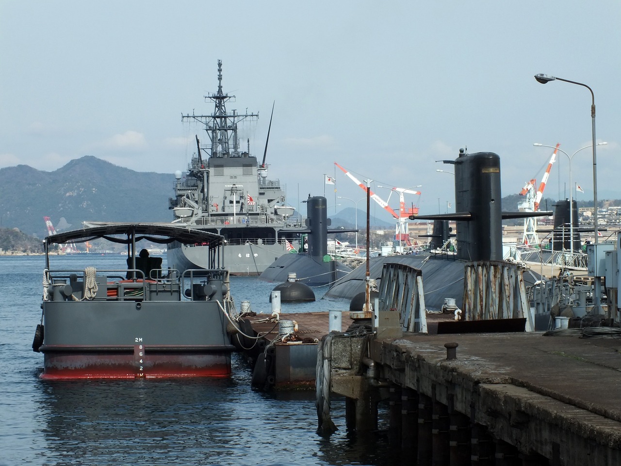 中國人民解放軍海軍遼寧艦（169艦）改裝最新進展揭秘，我國海軍艦艇改裝進展順利！